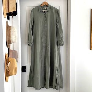 EUC XiRENA Boden Dress in light olive Sz Small!